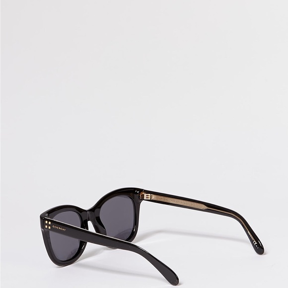 Authentic GIVENCHY Black Square GV7103S Sunglasse - Picture 3 of 4